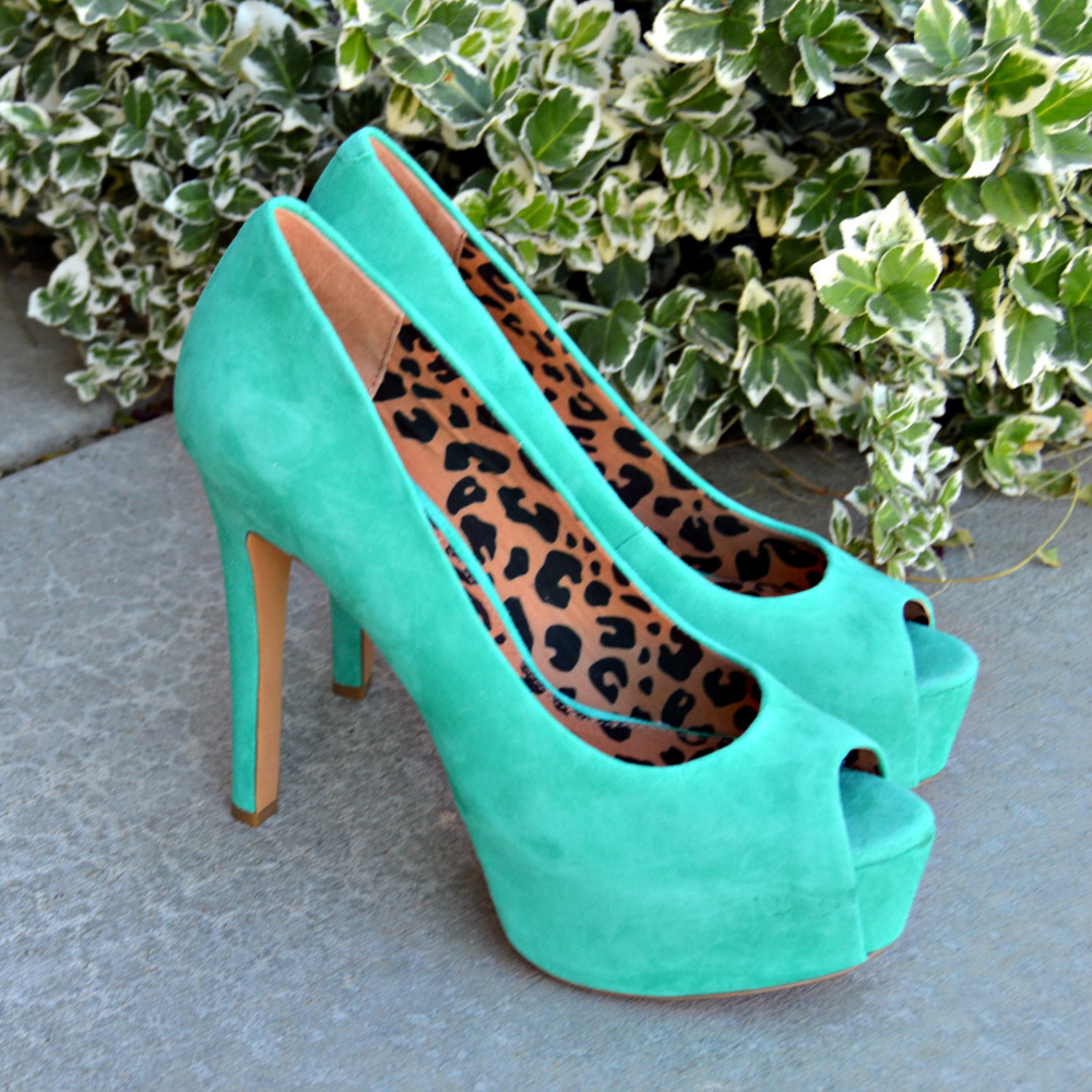 Jessica Simpson Carri peep toe platform heels - Picture 2 of 7